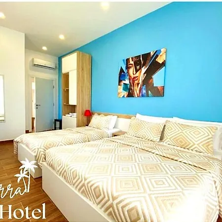 Hotel Sierra *